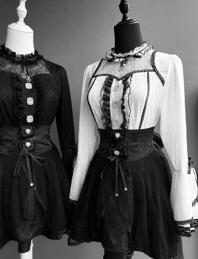 Kei Lace White Contrast Trim Blouse Black Neckline with Illusion Sleeve Jirai Bell