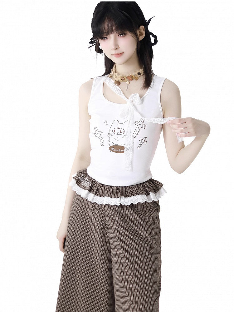 セルフタイストラップ付きホワイトキャットプリントタンクトップネックライン