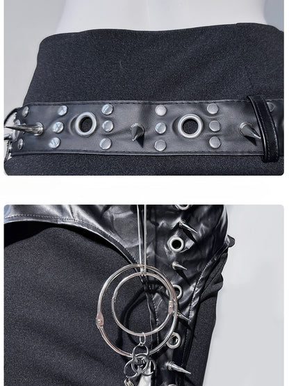 ブラックパンクリングスタッドピンディテール太もも丈スリットマーメイドスカート、バックルベルト付き