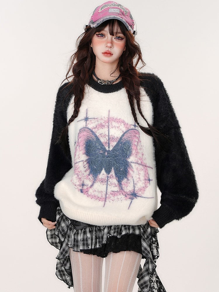 Weicher Mohairpullover in Schwarz und Weiß mit Schmetterlingsmotiv