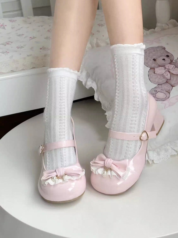 Chaussures Lolita roses à talon carré de 4,5 cm avec motif cœur et lanière à pression