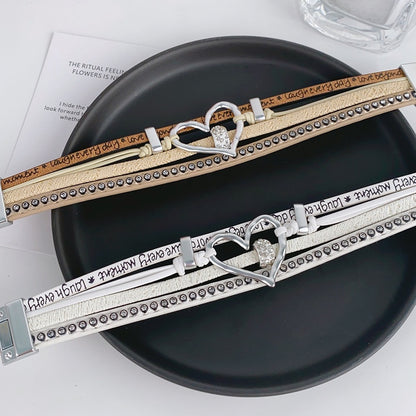 Weiß/Braunes Ödland Punk Herz Strass Armband