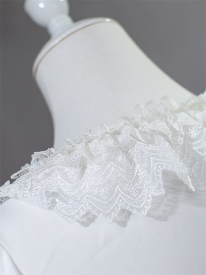 ホワイトレースカラー、レイヤードレース、ベルスリーブのロリータブラウス