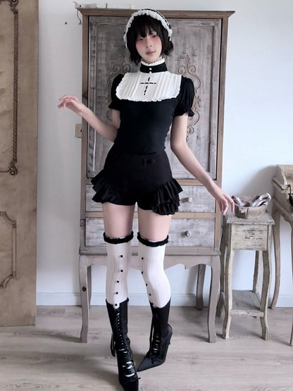 Ruffled Black Gothic-Style Shorts - Damn Girl