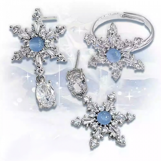 Silberne Ohrringe/Ring/Halskette in Schneeflockenform