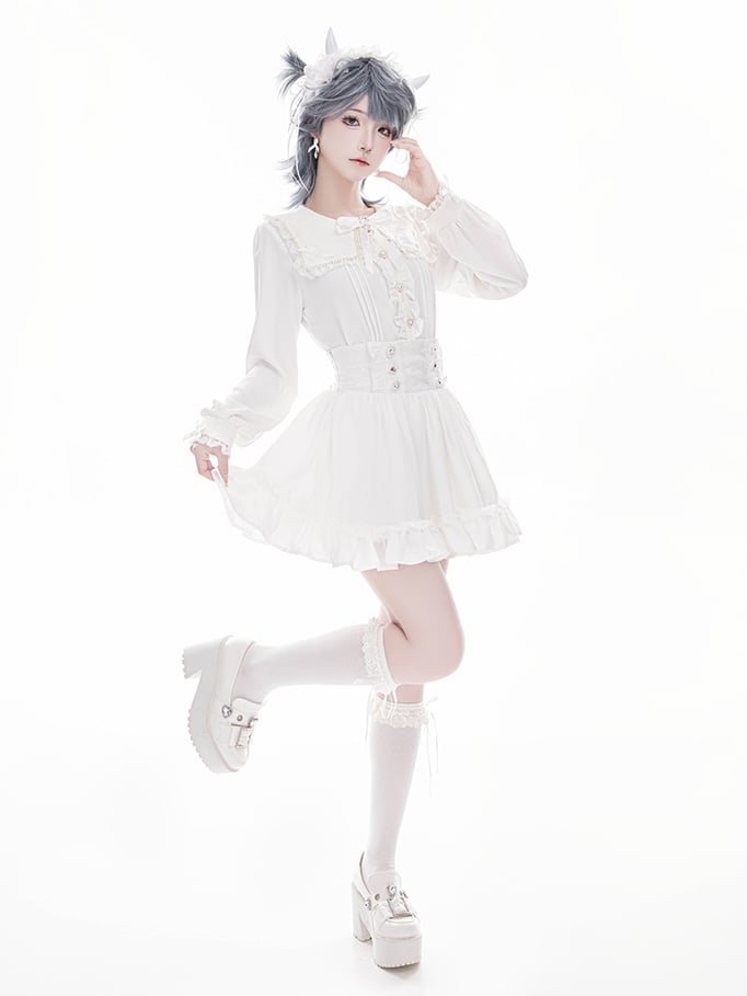 Long Lace Blouse: White with Detailed Jirai Beadwork Square Sleeves Kei Collar