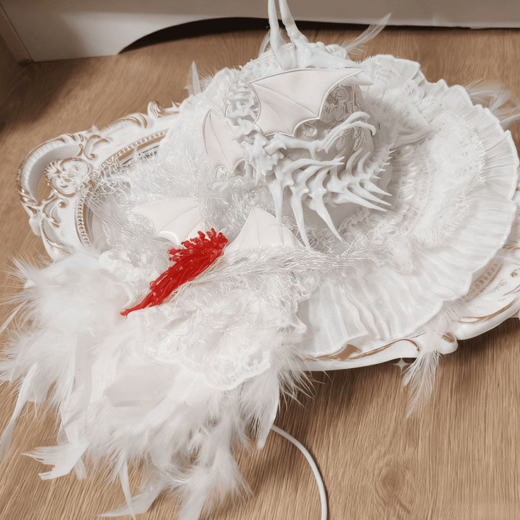 and White Gothic Decor Dragon Mini Feather / Bone Black Hat with Lolita