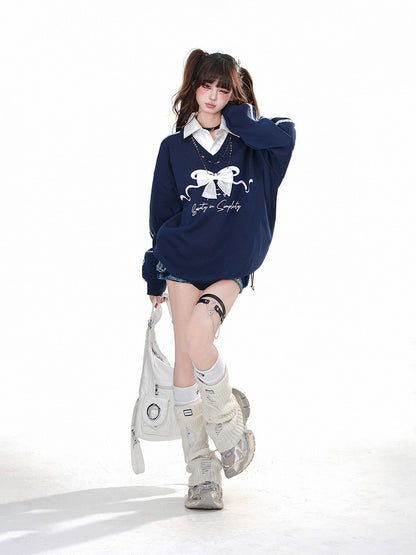 Marineblaues zweiteiliges Sweatshirt mit Polokragen und abnehmbarer Schleife