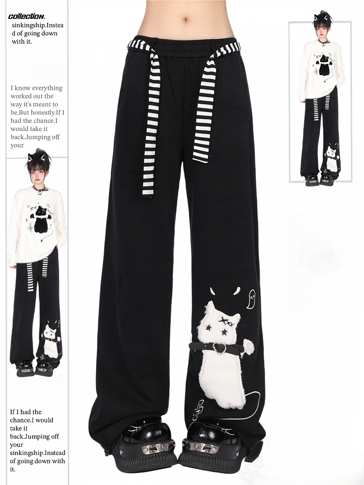 Regular/Thicken Black Wide-Leg Sweatpants with Fuzzy Embroidered Cat and Belted Collar Accent
