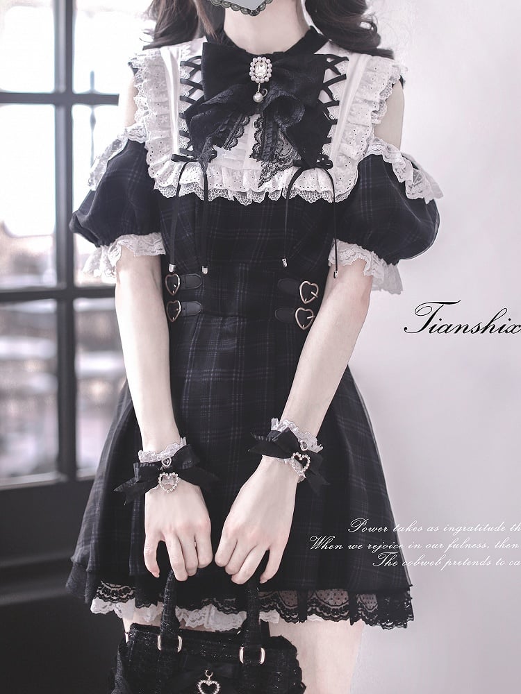 Trim Jirai Pattern Open in Dress Kei Plaid Lace White Shoulder with Lace-up Black Neckline