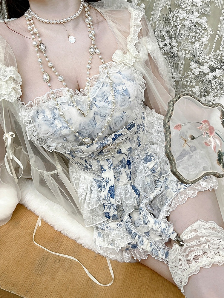 Porzellan + Korsett, blauer Ausschnitt, Rokoko-Outfit, Chinoiserie, weißer Skort, Sweetheart und Top