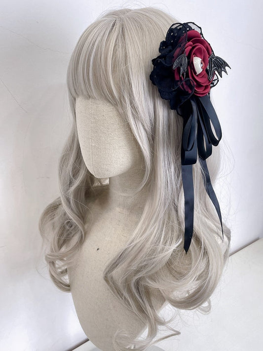 Schwarze Fledermausflügel Rote Augapfelblume Gothic Floral Haarspange