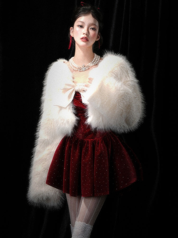 Strassverzierungen Weihnachten Weinrot Rückenfreies Kleid Perlendetails