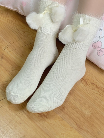 Pompon Daily Charm White Self-tie Socks with Strap Kawaii