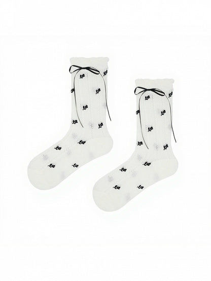 Ruffle Lace Ankle Socks with Floral Pattern in 3 Colors - ModaSwings