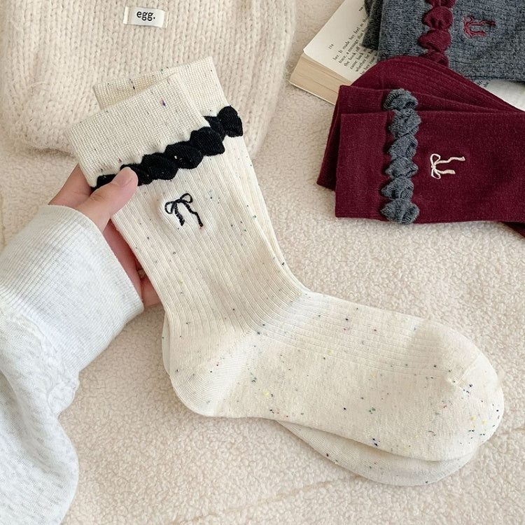 Black Cute Bowknot Embroidered Ruffled Cuff Calf Socks