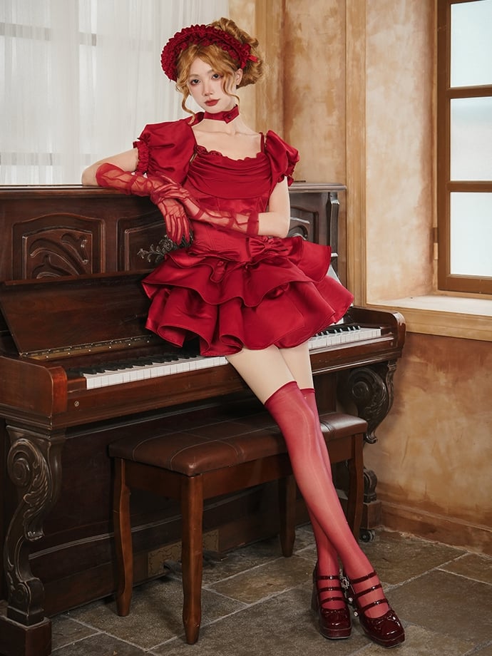 Basken-Spaghetti-Kleid mit Ausschnitt und durchgehendem Stäbchen, Pullover, Taille, Kapuze, roter Rock, Lolita-Set, elegant