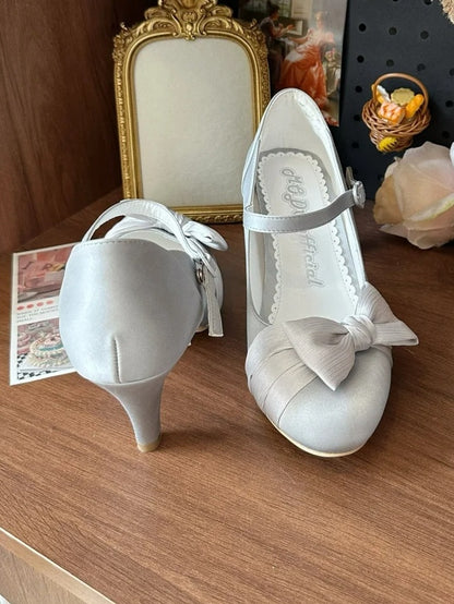 Sophisticated Silver Lolita Mid Heels - PU Leather with Ornamental Bow & Romantic Heart Fastener
