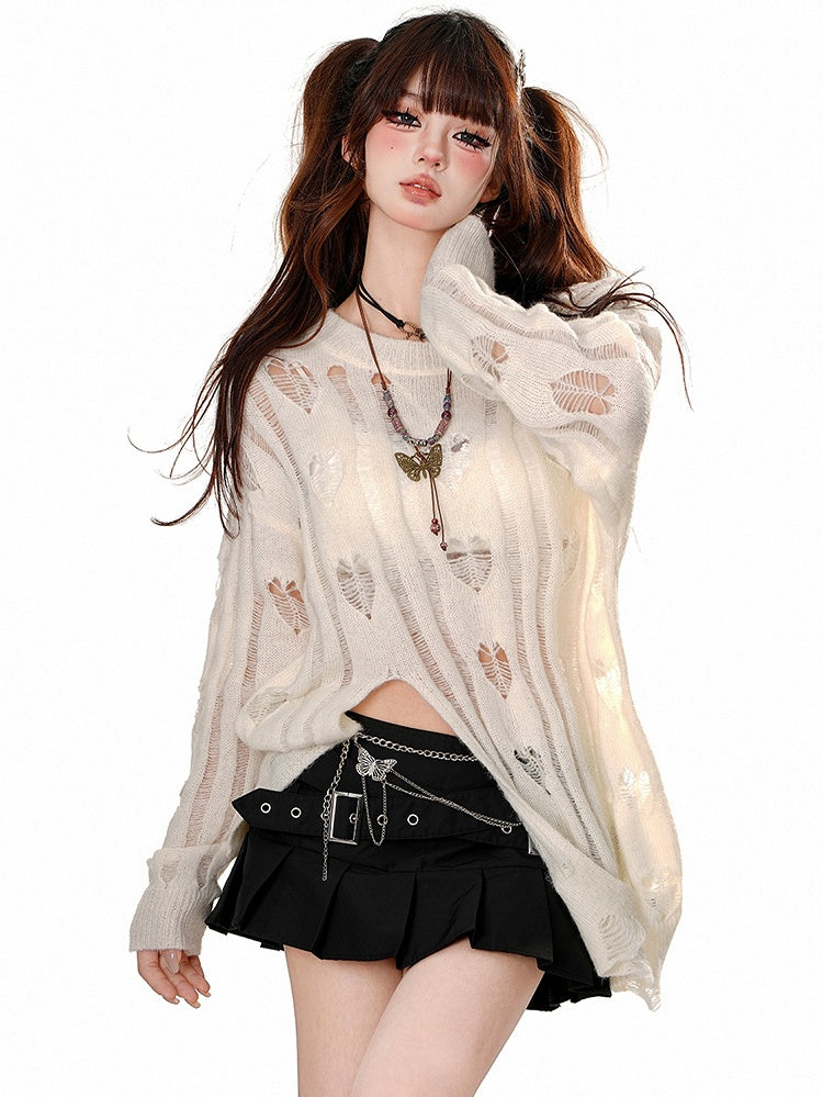 アプリコットのハート型、ダメージ加工の穴あきセーター（裾はシュレッド）