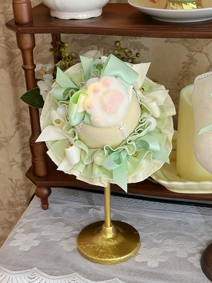 und Lolita Hut verziert Mini Schleifen Pompons süß