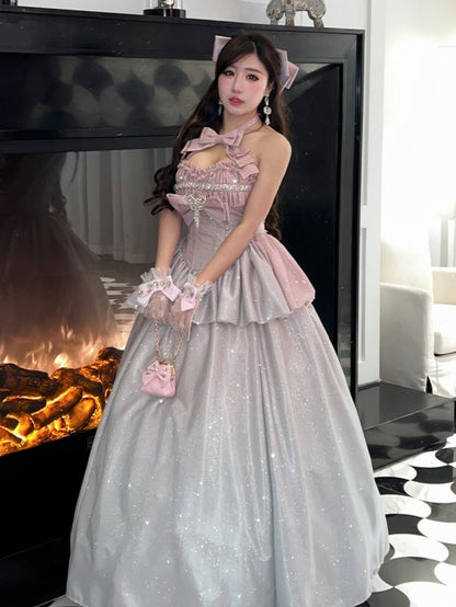 Schimmerndes, rosafarbenes Neckholder-Top mit herzförmigem Ausschnitt und langem Rock zum Geburtstag und Ballkleid