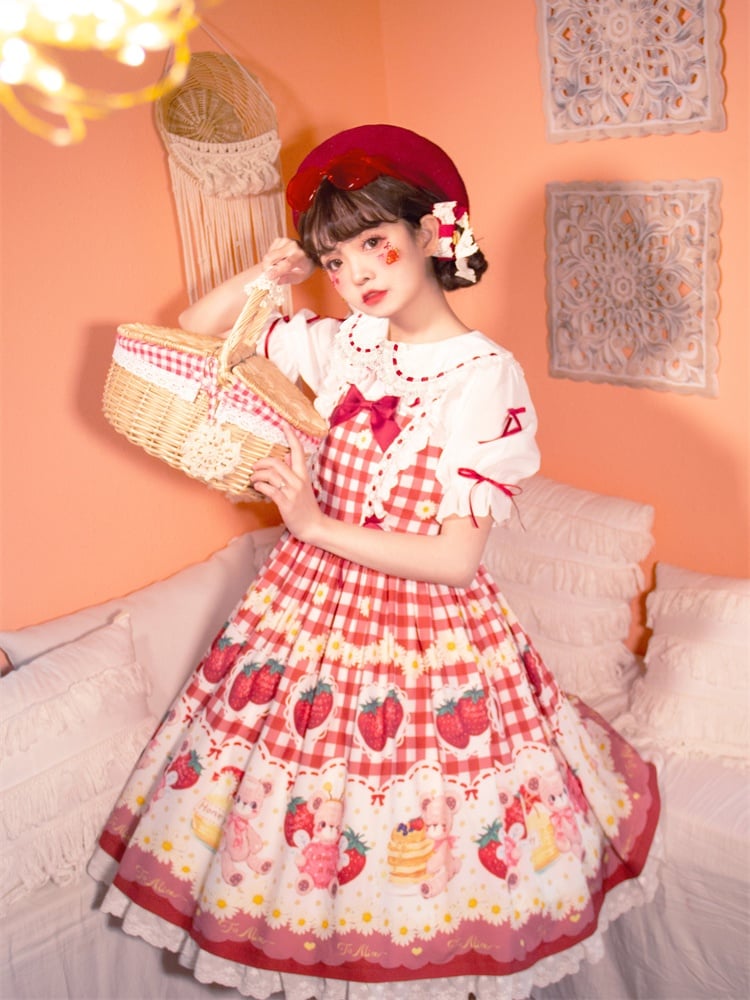 赤い蝶結びと白いピーターパンカラーのレーストリムのスイートロリータブラウス