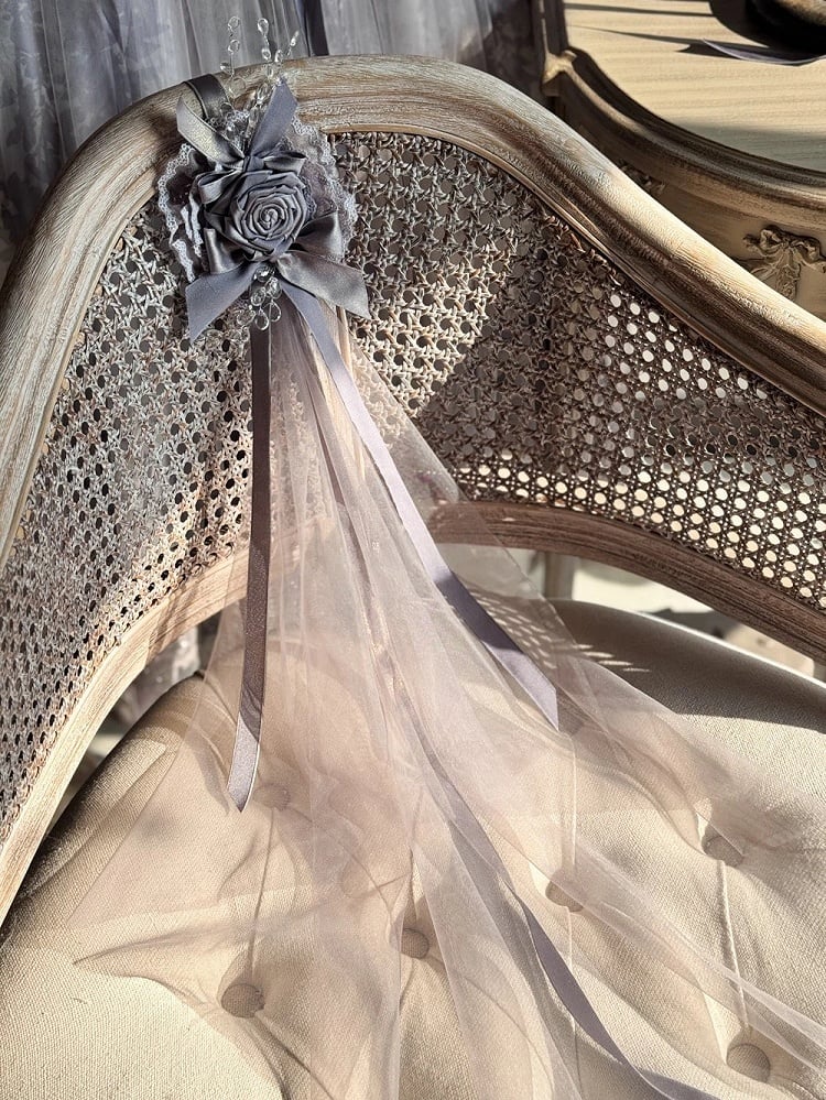 Purple (Rose with Details) Lolita Classic Lace Wisteria Veil Hairclip