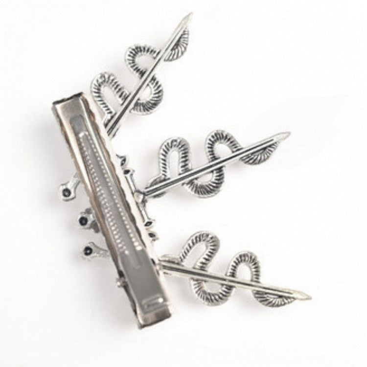 Metal Snake Clip Cross Hair Gothic