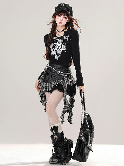 Black/White Lace Butterfly at Back Graphic Cropped Top