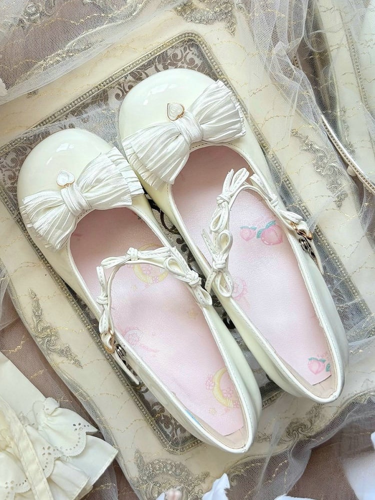 Toe Round Heart Bow Heels White with Details Accents Sweet Mid/Low Lolita