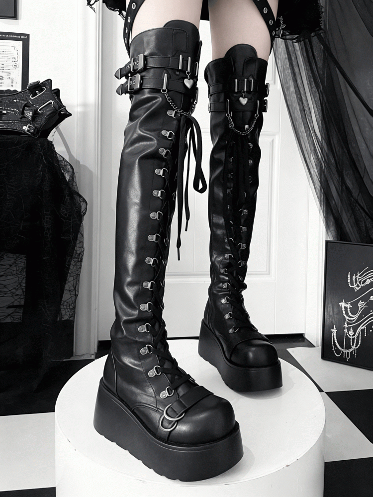 Boots - Front Matte Platform Up Punk Black Lace