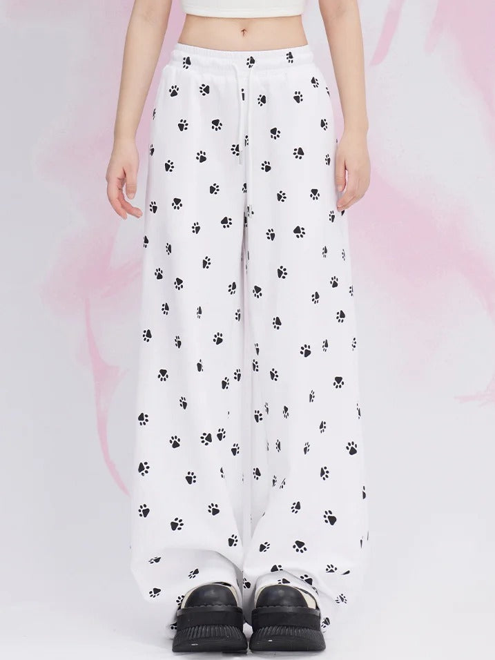 Weiße Freizeithose mit Katzenpfoten-Muster und geradem Bein