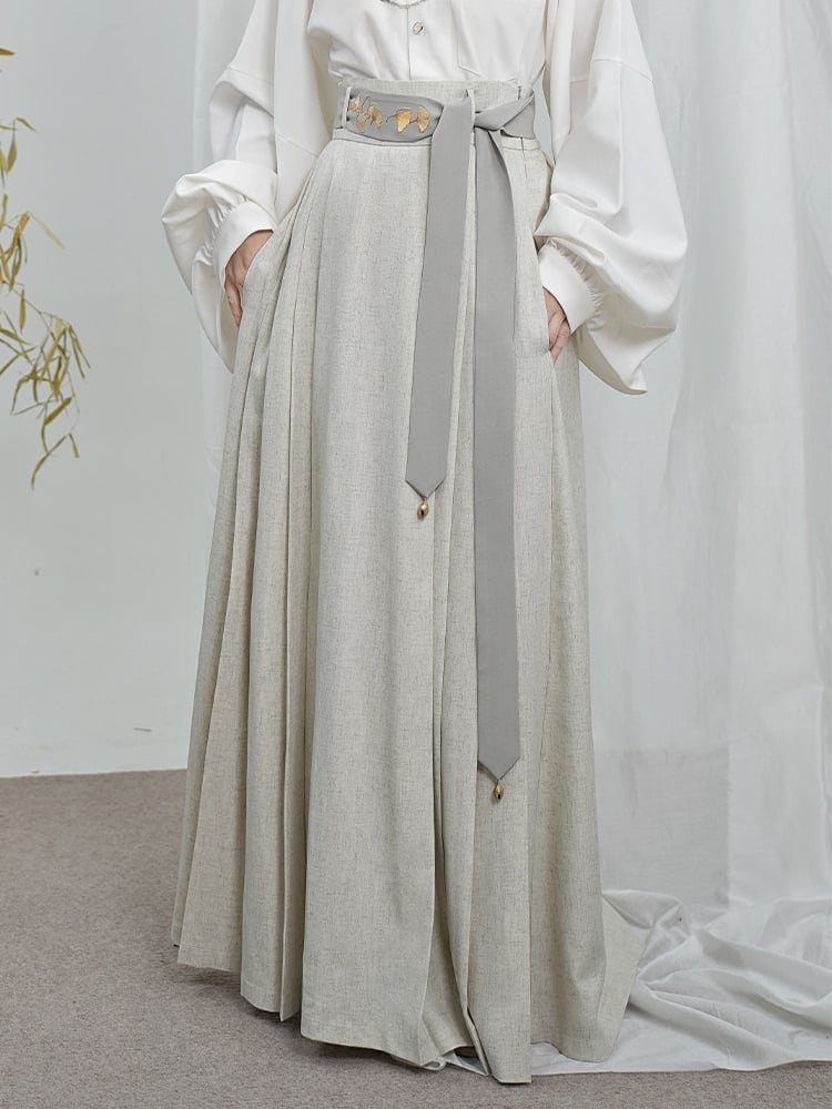 Elastic Chinese Skirt Off-white in Partial Style Pleated Waist