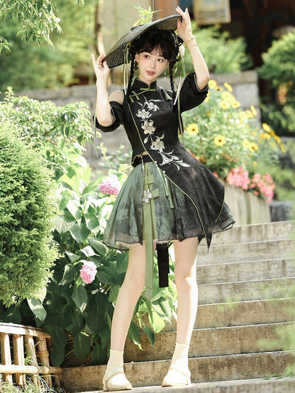 Black & Green Lily Embroidery Asymmetrical Top and Skirt - Han Ru Chu Hanfu & Han-Element Studi