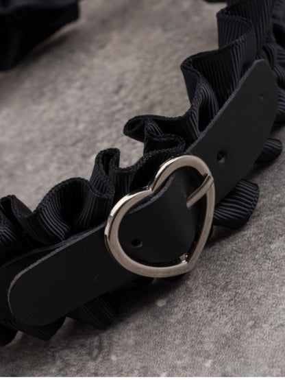 Design Ruffle Decorated Heart Black Buckle Trim KC Pins Gothic