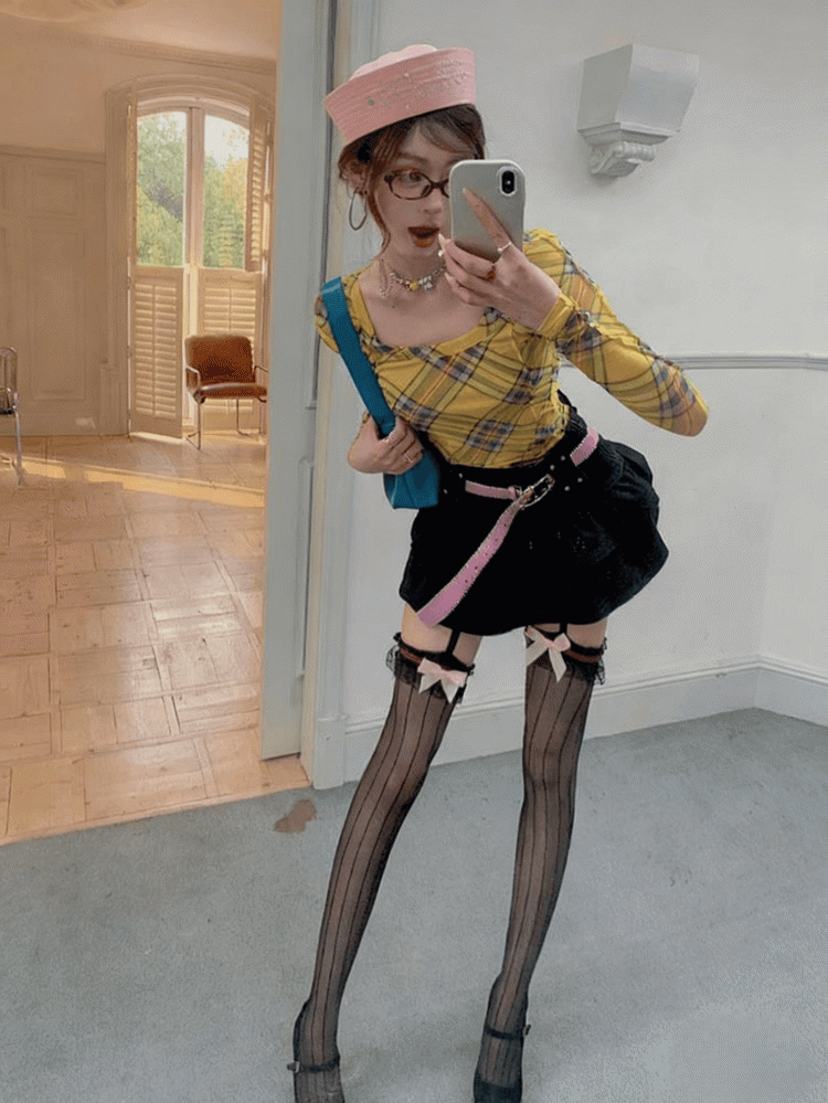 Lace Pattern Striped Suspender Tights Pink Black Bowknot Details