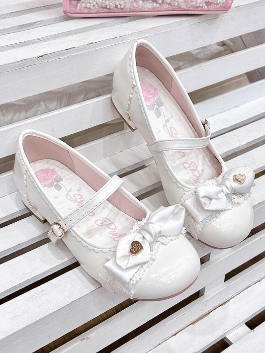 White Elegant Lolita Mary Janes - Low-heel Design with Heart-Adorned Bow & Vintage Circle Clasp