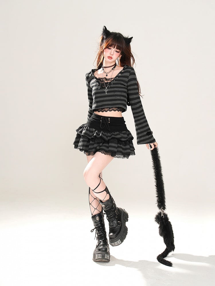 Top mit schwarzen Streifen Schnallenträger Ärmel Glamouröse Kapuze Kurz Detail Schnürung