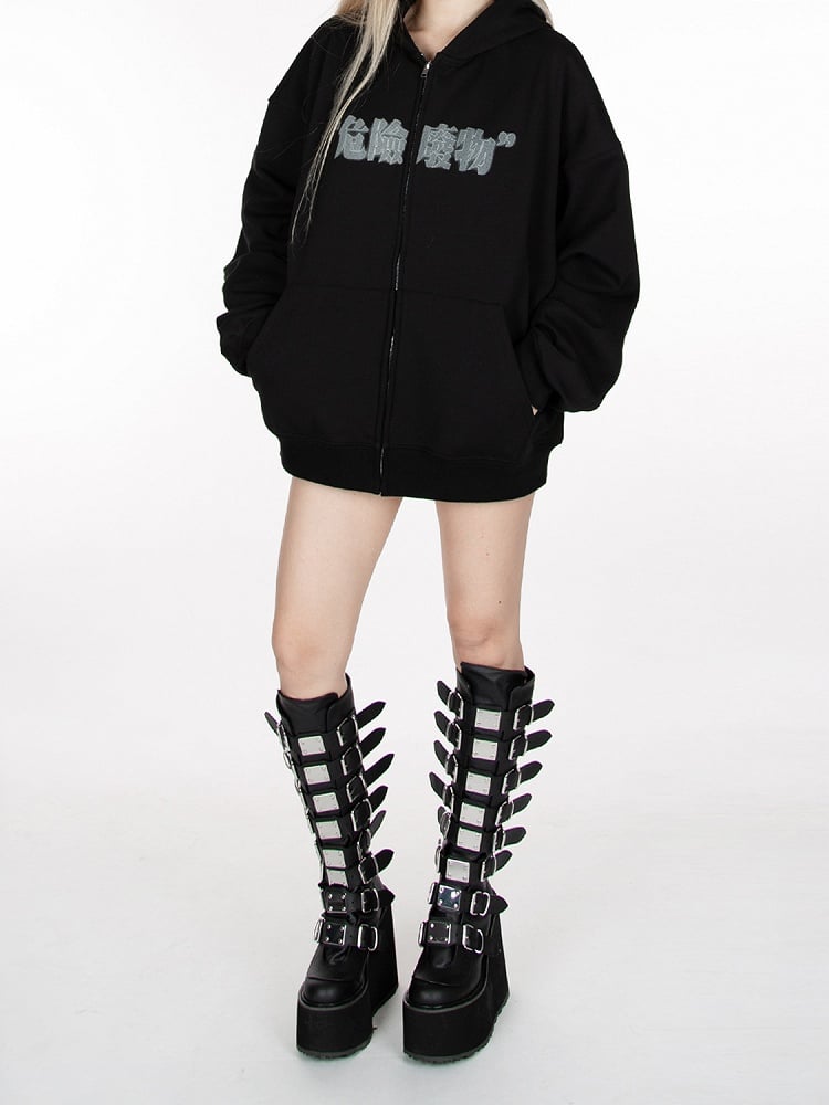 Schwarzer Hoodie mit Reißverschluss und Grafik