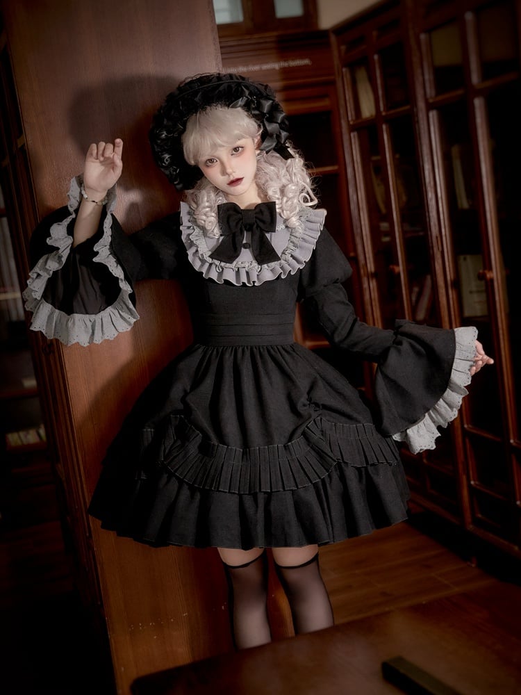 Black and Gray Peter Pan Collar Juliette Sleeves and Bell Cuffs Lolita Dress