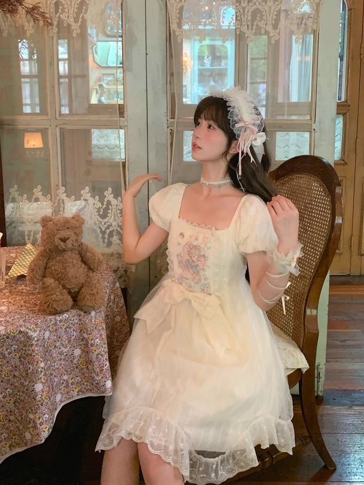 Puff-Lolita-Kleid, große Taille und Märchendruck, Aprikose, quadratisch, lässige Ärmel, Schleife, kurzer, süßer Ausschnitt