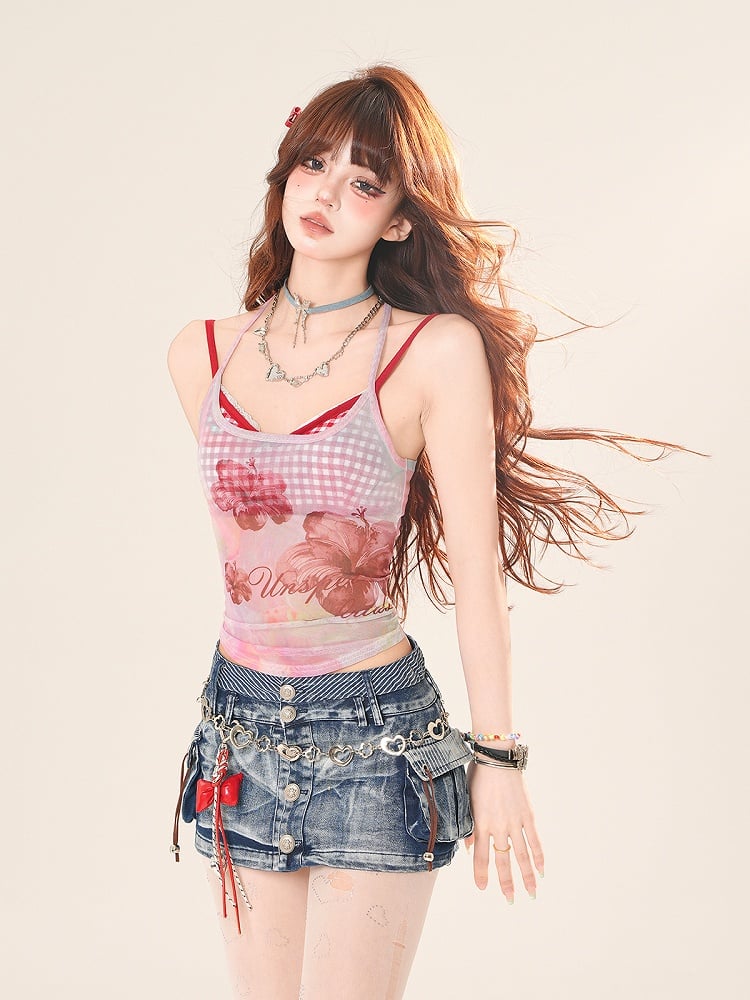 ピンク/ブルーの花柄セミシースルーホルターネックトップスとレッドチェック柄キャミソールセット