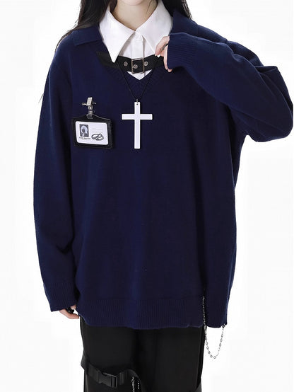 Free Holder Navy Blue V-Neck Buckle Card Strap Spring Sweater Necklace