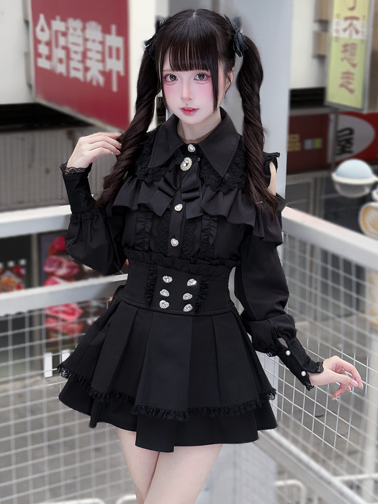Look Cutout Black Decorative Kei Heart Blouse Buckle | Jirai with Shoulder