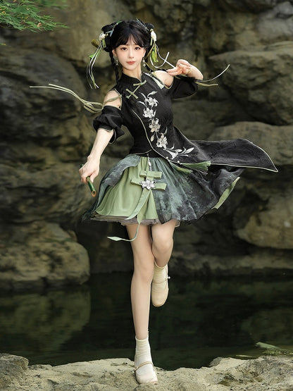 Black & Green Lily Embroidery Asymmetrical Top and Skirt - Han Ru Chu Hanfu & Han-Element Studi