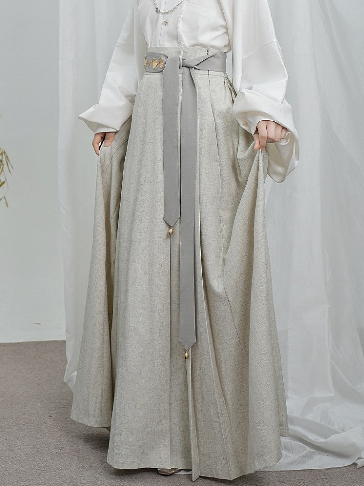 Elastic Chinese Skirt Off-white in Partial Style Pleated Waist