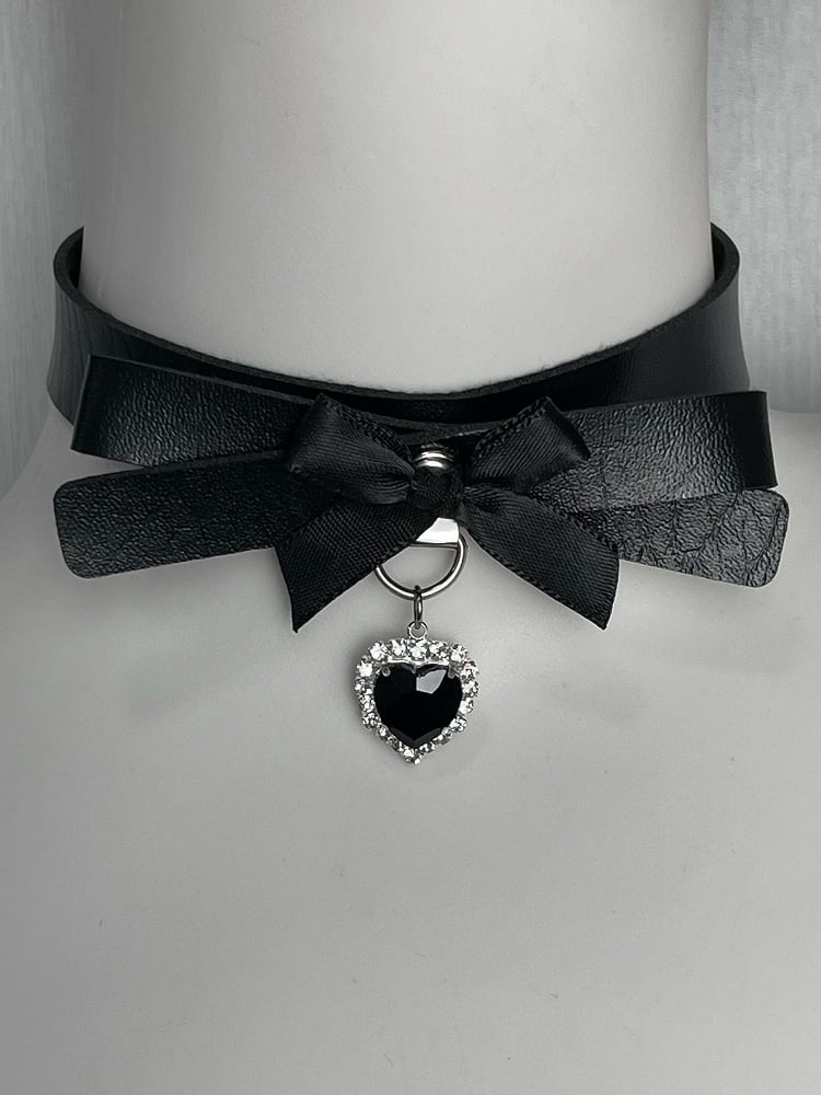 Herz Anhänger Choker Schwarz/Weiß Design Strass Bowknot