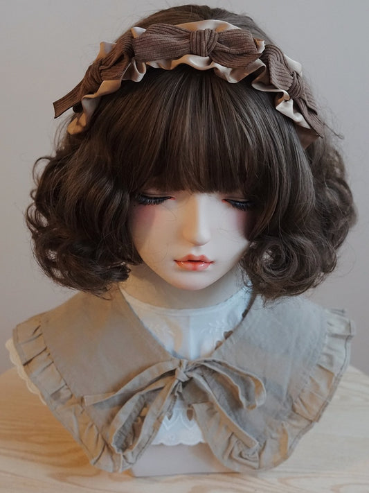 リボン結びのトリム、フリルディテール、KCブラウン