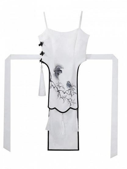 Contrast Sleeveless Dress with Tassel Accents and Self-Tie Waist - Han Ru Chu Hanfu & Han-Element Studi