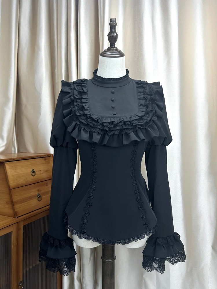 Haut noir à manches Juliette style gothique lolita foncé